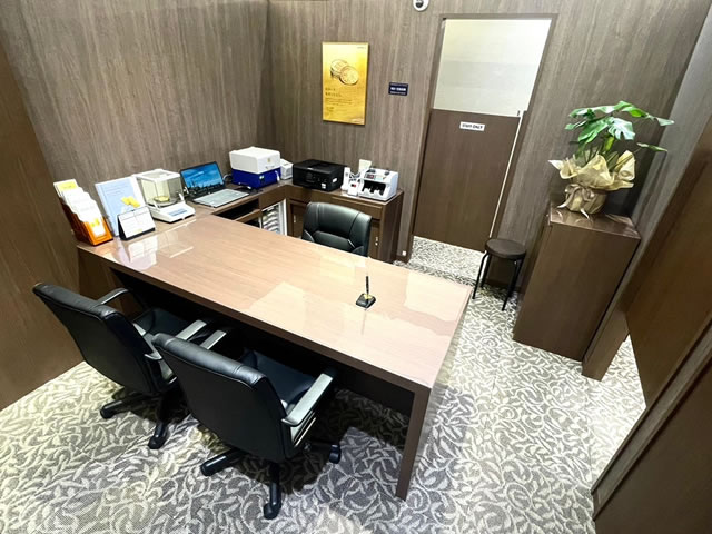 >店舗のご案内